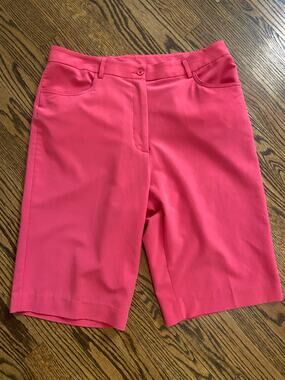 Monterey Club fuschia pink Bermuda length golf shorts